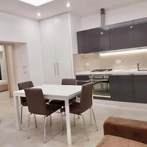 Moderno A 15 Minuti Dal Centro Di Roma